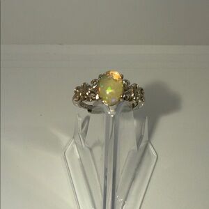 Source Unknown Silver Yellow Moonstone Ring